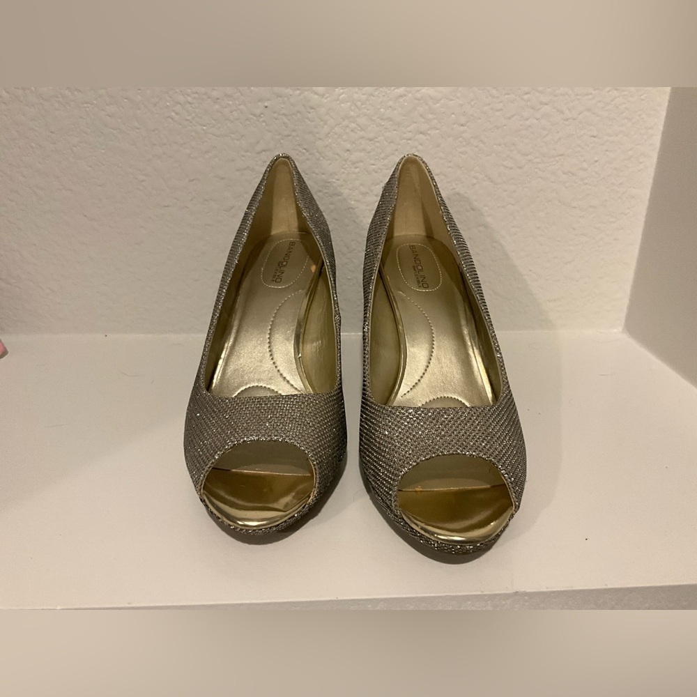 Shiny Gold Peep Toe Heels, Sz 9.5